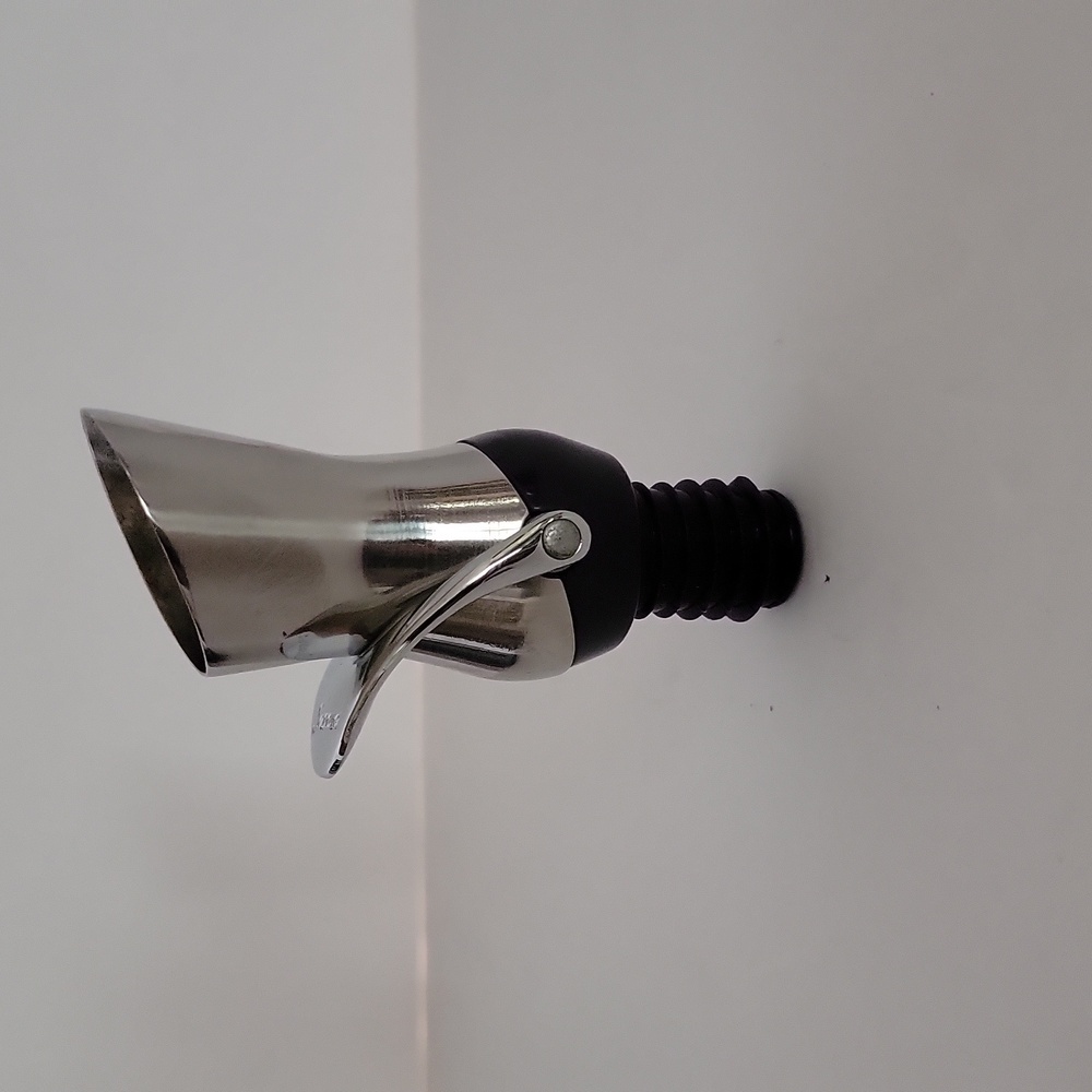 Savora Stainless Steel Wine Pourer & Stopper